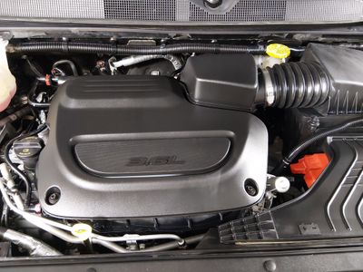 2023 Chrysler Voyager - Photo 9