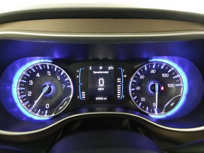 2023 Chrysler Voyager - Photo 14