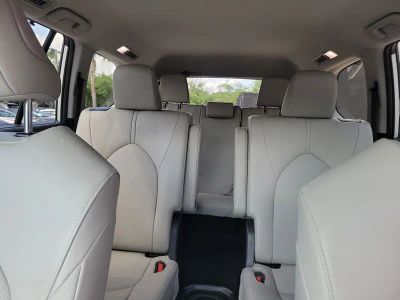 2024 Toyota Grand Highlander — photo 37 view