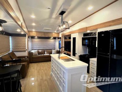 2024 Keystone Arcadia — interior view