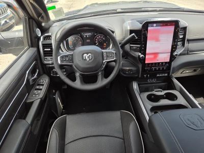 2026 Ram 2500 — photo 10 view