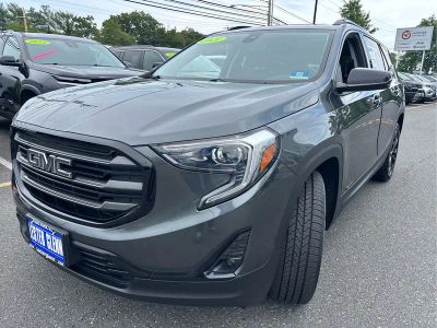 2021 GMC Terrain — detail view