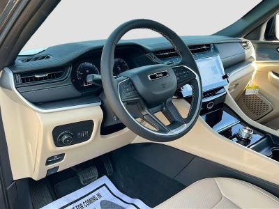 2026 Jeep Grand Cherokee L — photo 9 view