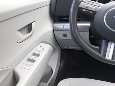 2025 Hyundai Kona - Photo 17