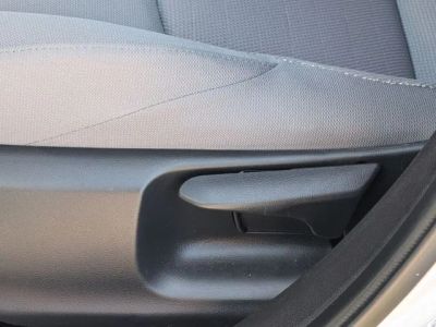 2025 Toyota Corolla - Photo 12