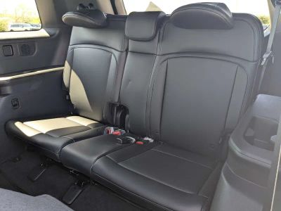 2027 Kia Telluride Hybrid — photo 18 view