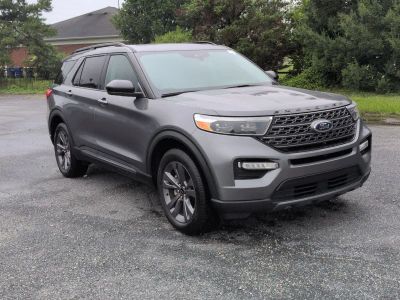 2022 Ford Explorer — side profile view