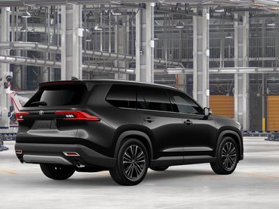 2026 Toyota Grand Highlander Hybrid - Photo 10