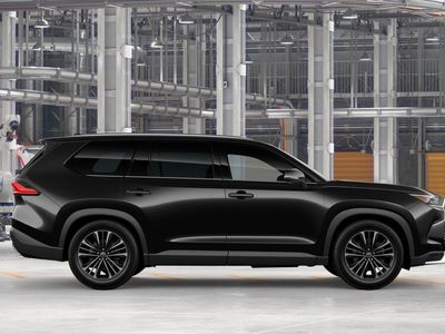 2026 Toyota Grand Highlander Hybrid - Photo 12