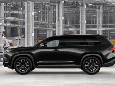 2026 Toyota Grand Highlander Hybrid - Photo 4