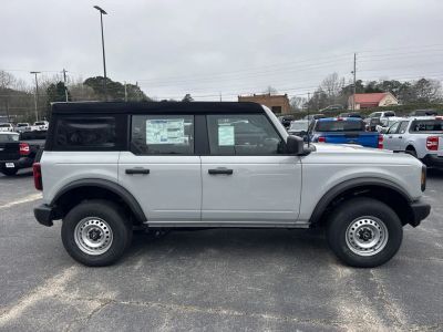 2026 Ford Bronco - Photo 8