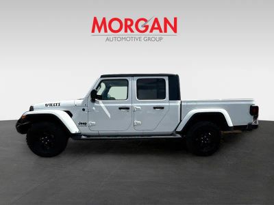 2022 Jeep Gladiator — engine compartment view