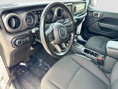 2022 Jeep Gladiator — photo 24 view
