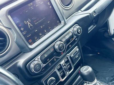 2022 Jeep Gladiator — photo 25 view