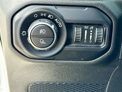 2022 Jeep Gladiator — photo 32 view