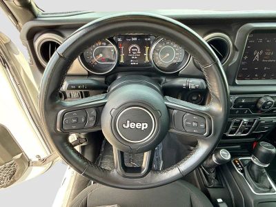 2022 Jeep Gladiator — photo 36 view