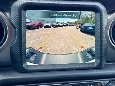 2022 Jeep Gladiator — photo 30 view