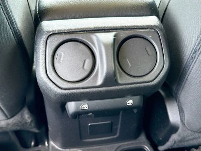 2022 Jeep Gladiator — photo 18 view
