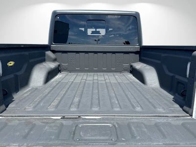 2022 Jeep Gladiator — photo 11 view