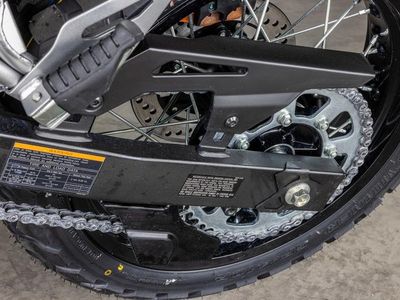 2026 Kawasaki KLE500 SE ABS - Photo 13