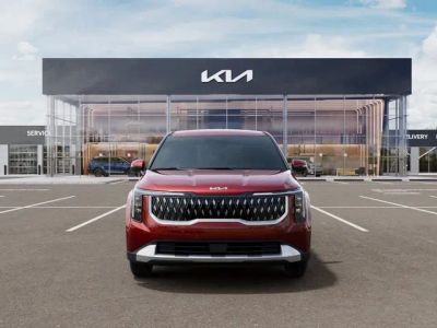 2026 Kia Carnival — side profile view