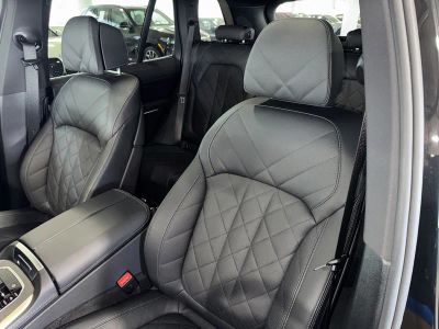 2025 BMW X5 — photo 33 view
