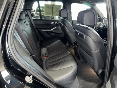 2025 BMW X5 — photo 12 view