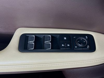 2020 Lexus RX - Photo 18
