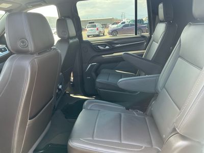 2022 GMC Yukon XL - Photo 8
