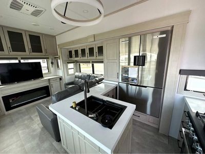2025 GRAND DESIGN SOLITUDE - Photo 12