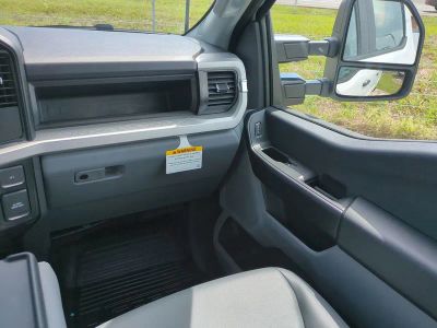 2026 Ford F-250SD — photo 16 view