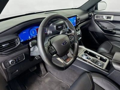 2022 Ford Explorer — photo 10 view