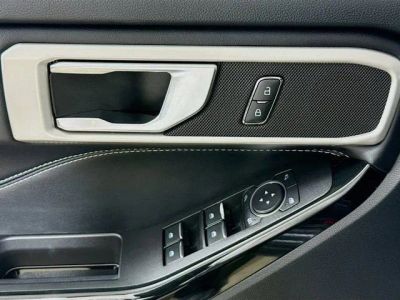 2022 Ford Explorer — photo 21 view