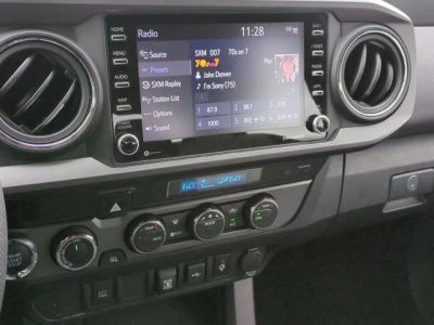 2021 Toyota Tacoma - Photo 12