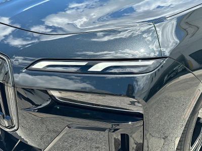 2025 BMW 7 Series — photo 29 view