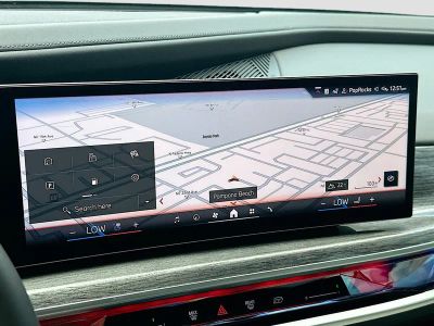 2025 BMW 7 Series — photo 12 view