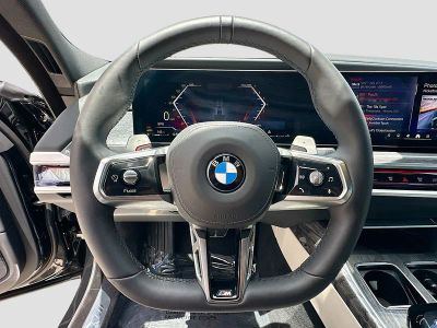 2025 BMW 7 Series — photo 10 view