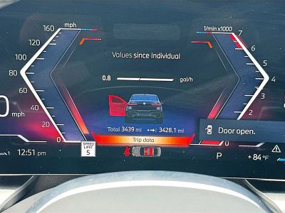 2025 BMW 7 Series — photo 11 view