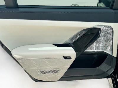2025 BMW 7 Series — photo 22 view