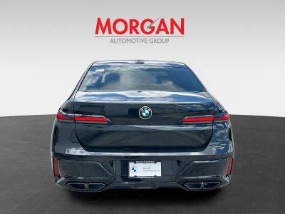 2025 BMW 7 Series — engine compartment view