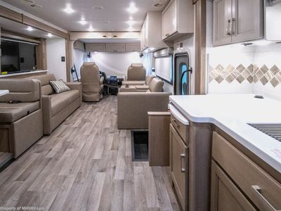 2026 Thor Motor Coach Palazzo GT - Photo 3