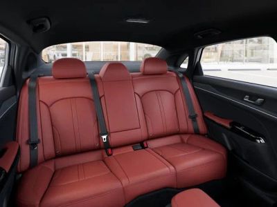 2026 Kia K5 — photo 16 view