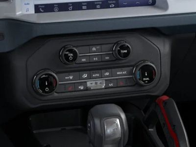 2026 Ford Bronco — photo 16 view