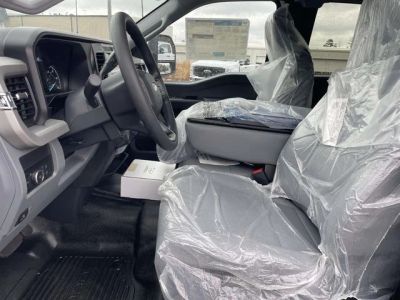 2026 Ford F-450SD - Photo 15