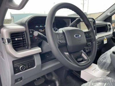 2026 Ford F-450SD - Photo 14