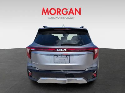 2026 Kia Seltos — engine compartment view