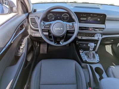2026 Kia Seltos — photo 18 view