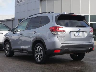 2022 Subaru Forester - Photo 15