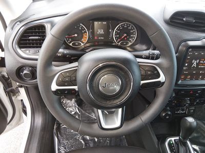 2023 Jeep Renegade - Photo 12