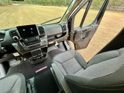 2025 Roadtrek Play - Photo 28